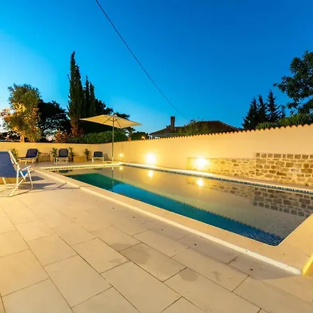 Holiday home Lili-with Pool Near The Sea *